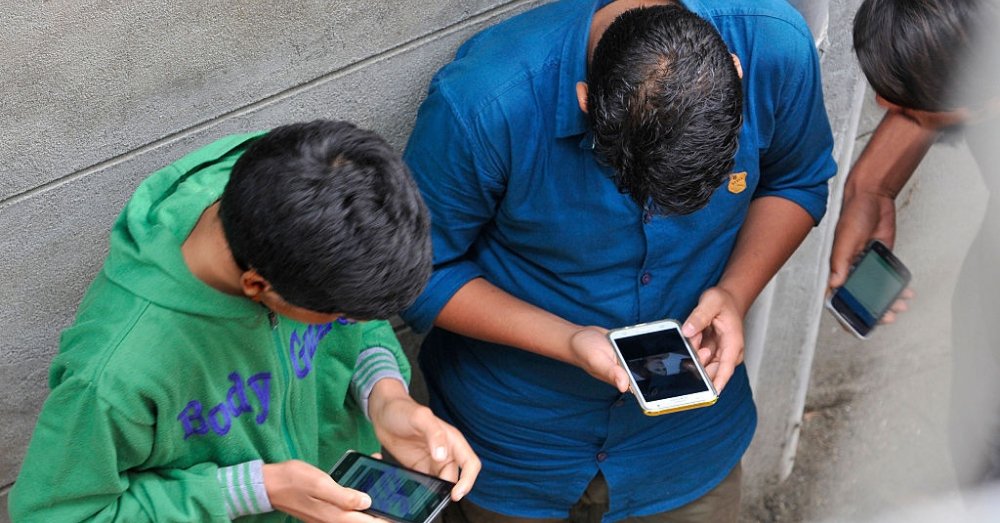 How Do Politicians Use Media To Influence Voters?