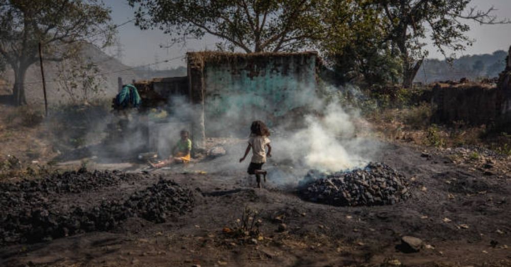 Life’s Struggles And Problems In Jharia, The City Of Coal